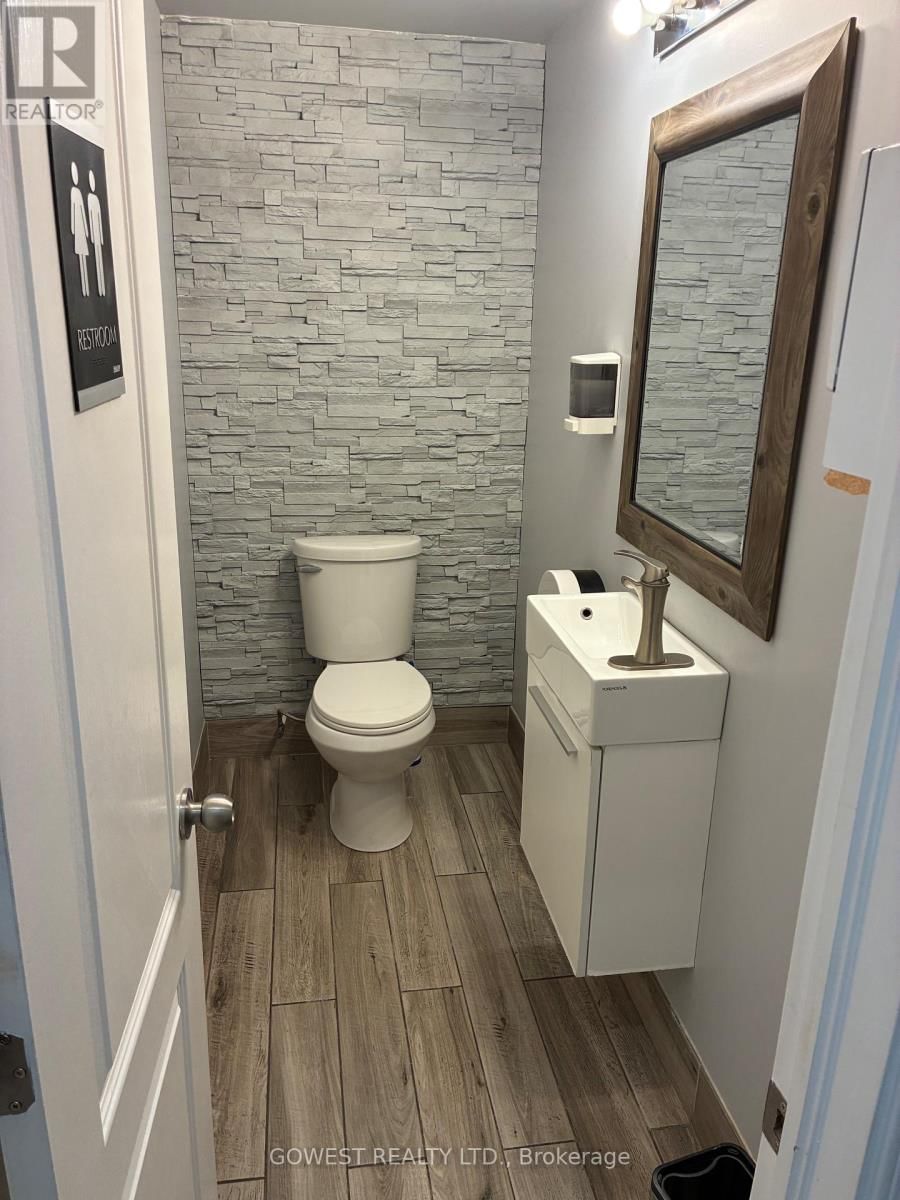 1107 DERRY ROAD EAST Image 21