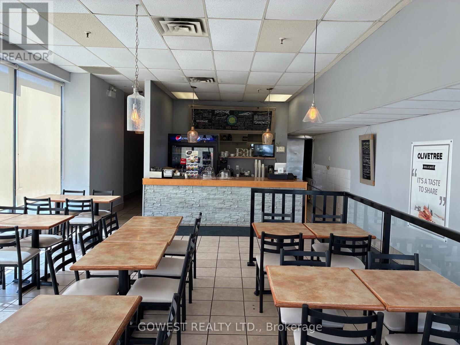 1107 DERRY ROAD EAST Image 8