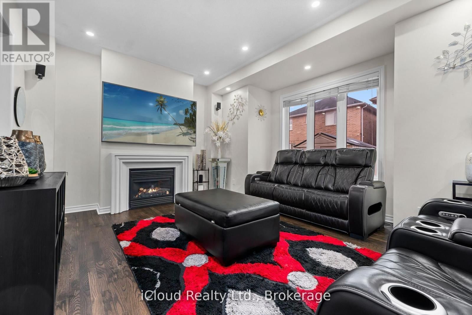 75 IRON BLOCK DRIVE Image 19