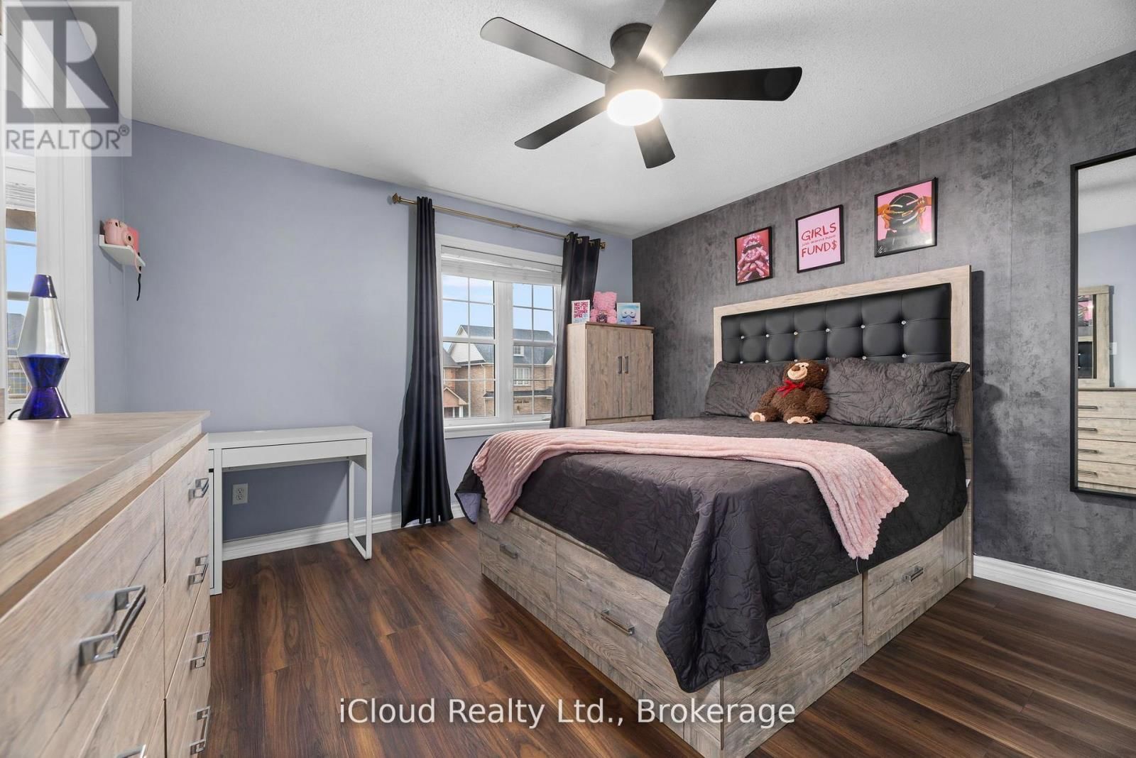 75 IRON BLOCK DRIVE Image 27