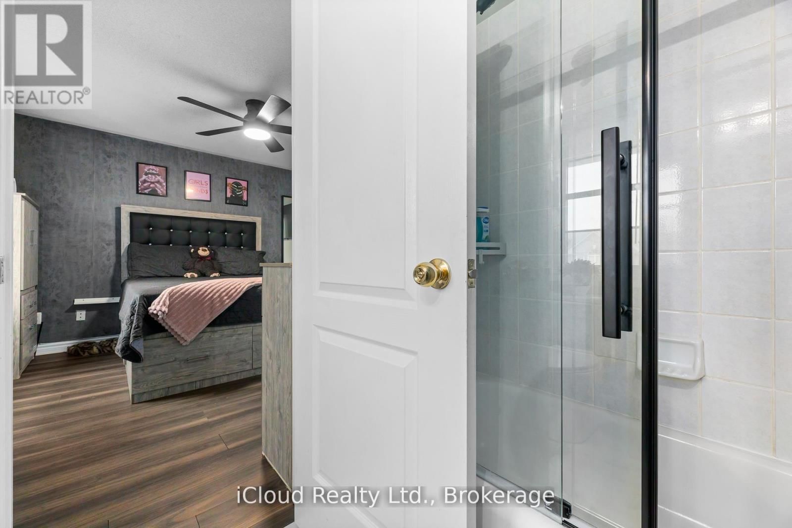 75 IRON BLOCK DRIVE Image 29