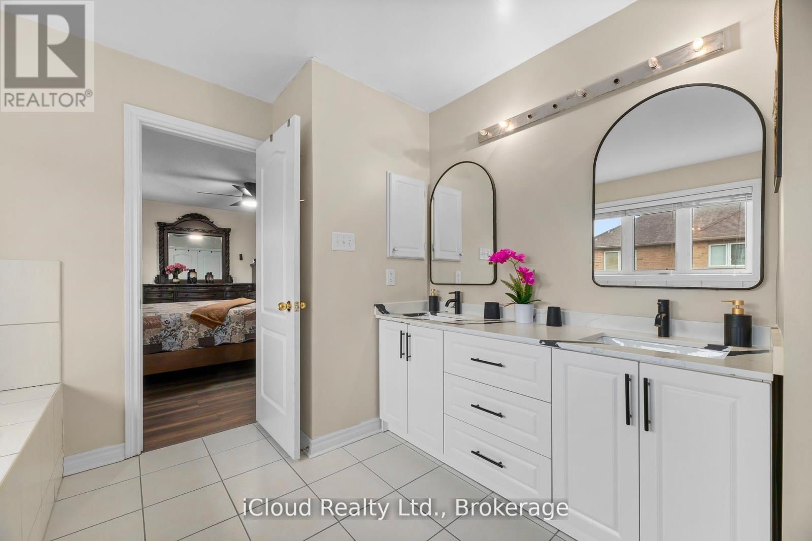 75 IRON BLOCK DRIVE Image 39