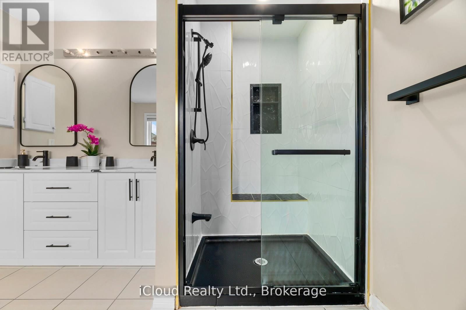 75 IRON BLOCK DRIVE Image 40