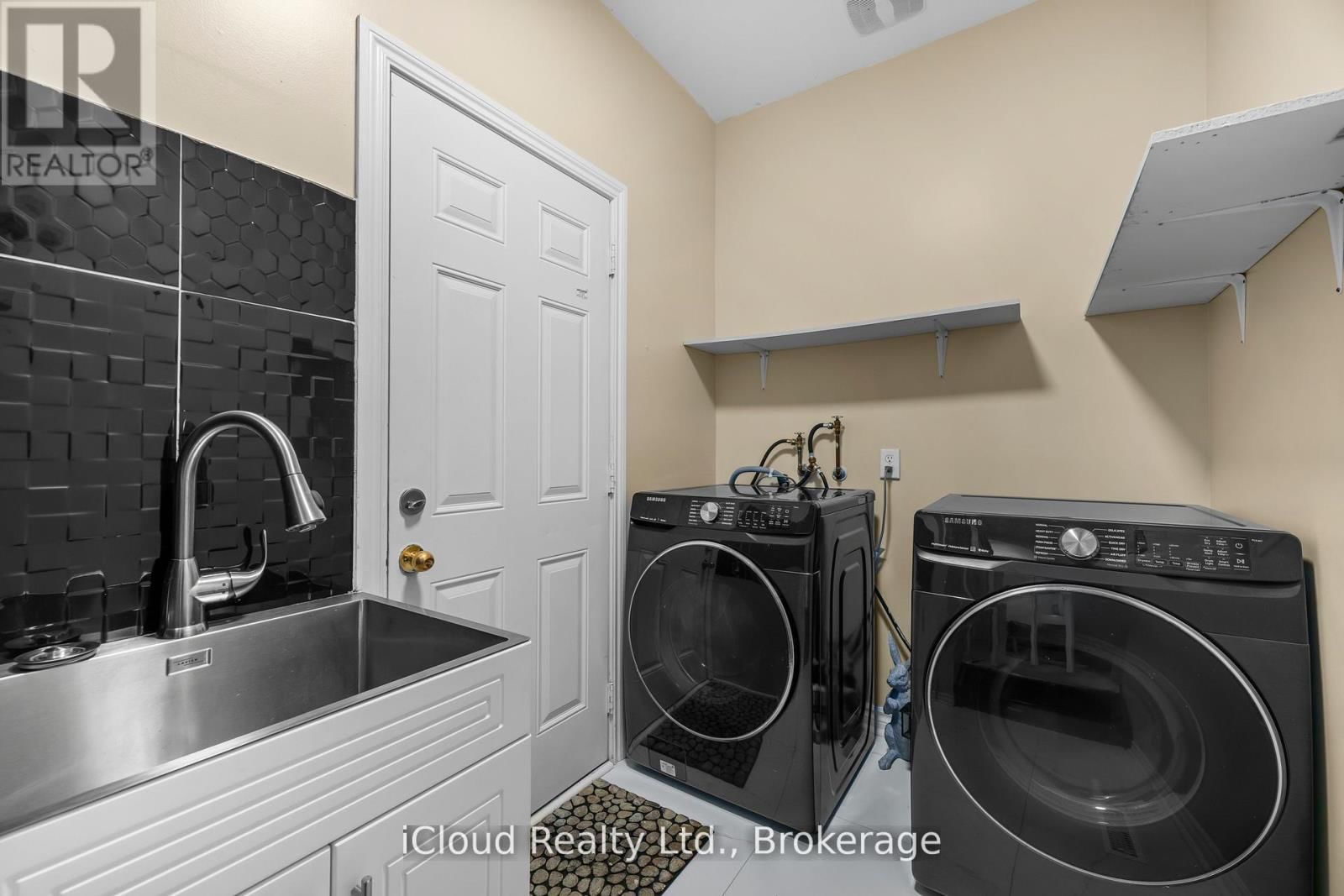 75 IRON BLOCK DRIVE Image 41