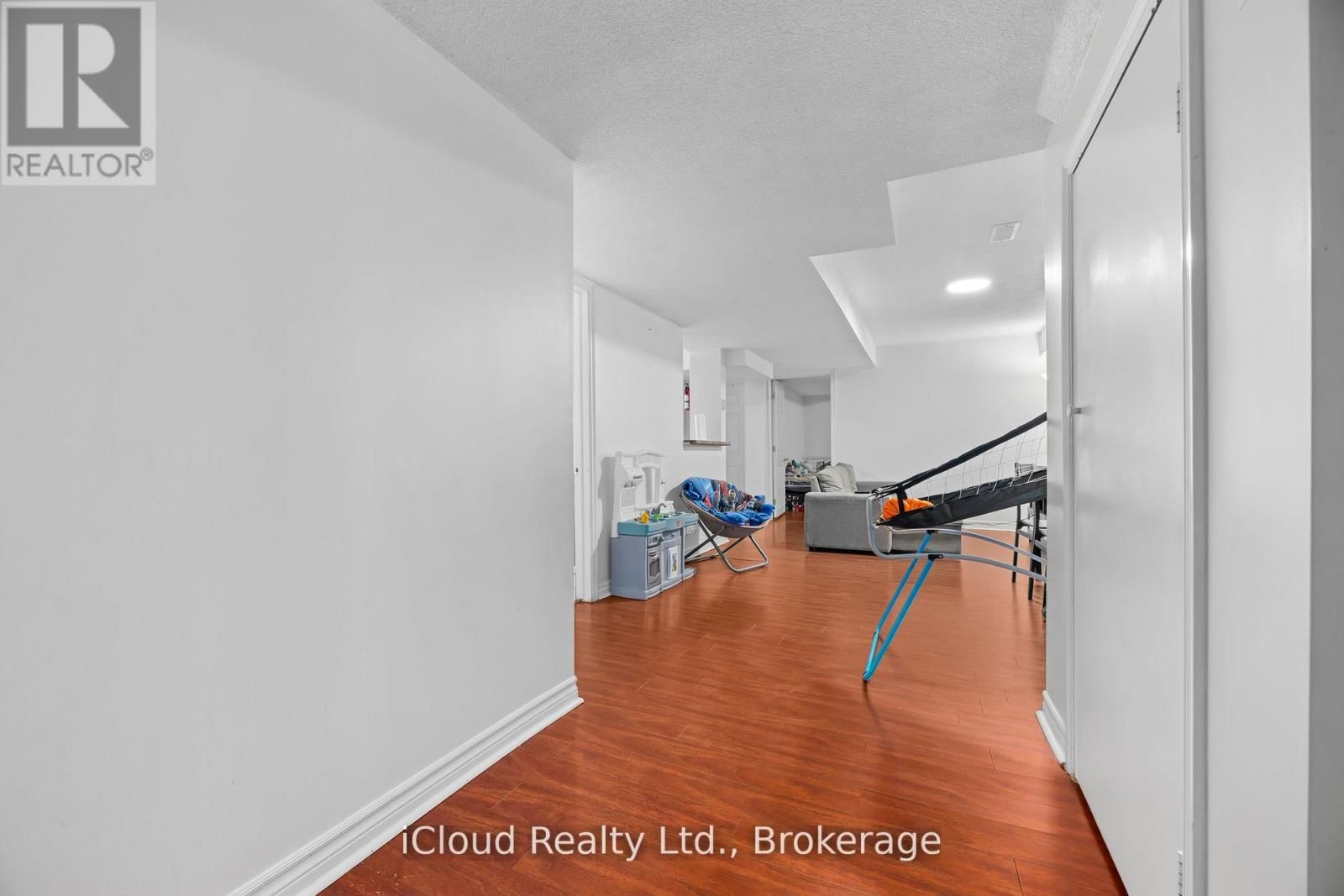 75 IRON BLOCK DRIVE Image 42