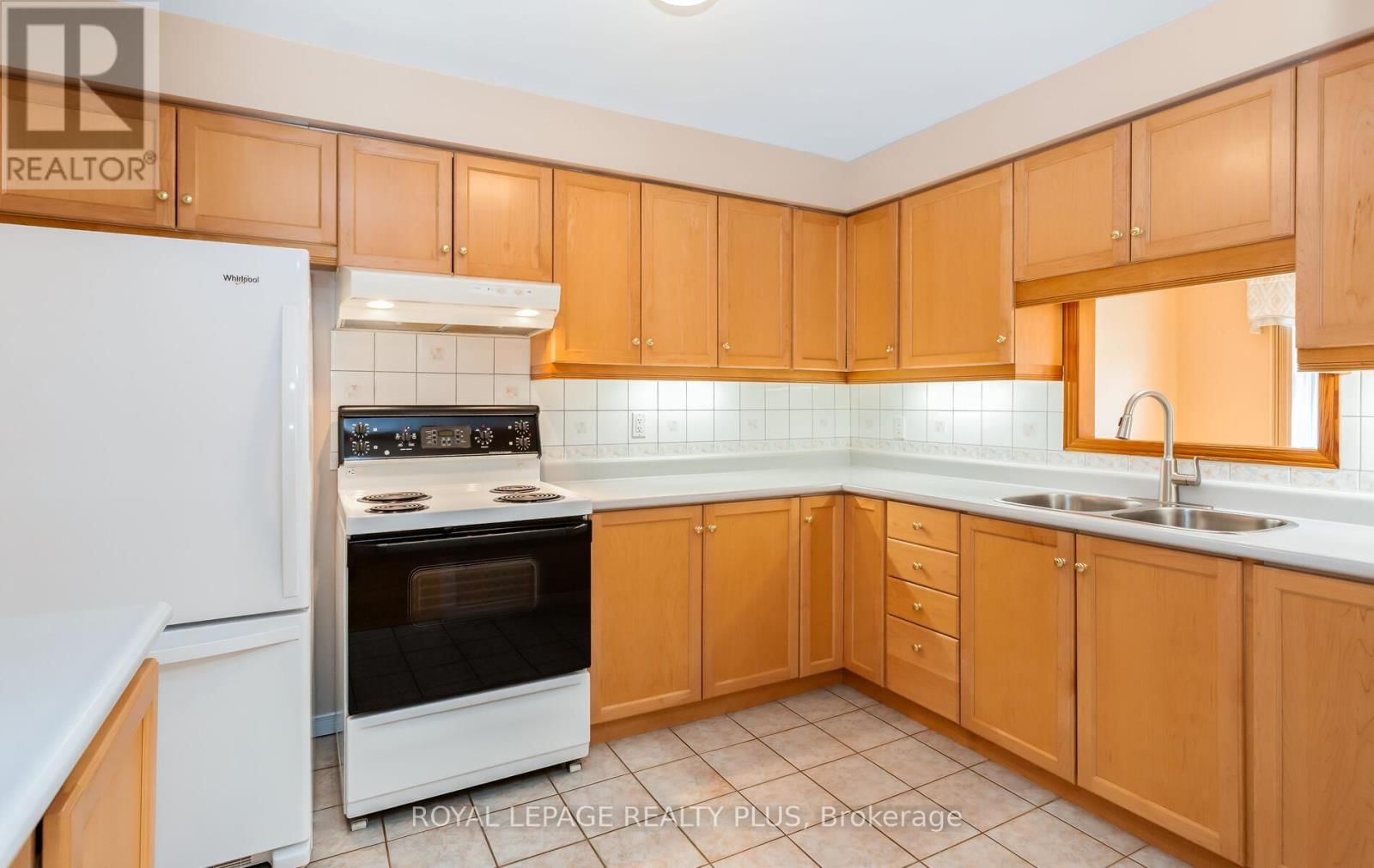 1239 BLANSHARD DRIVE Image 14