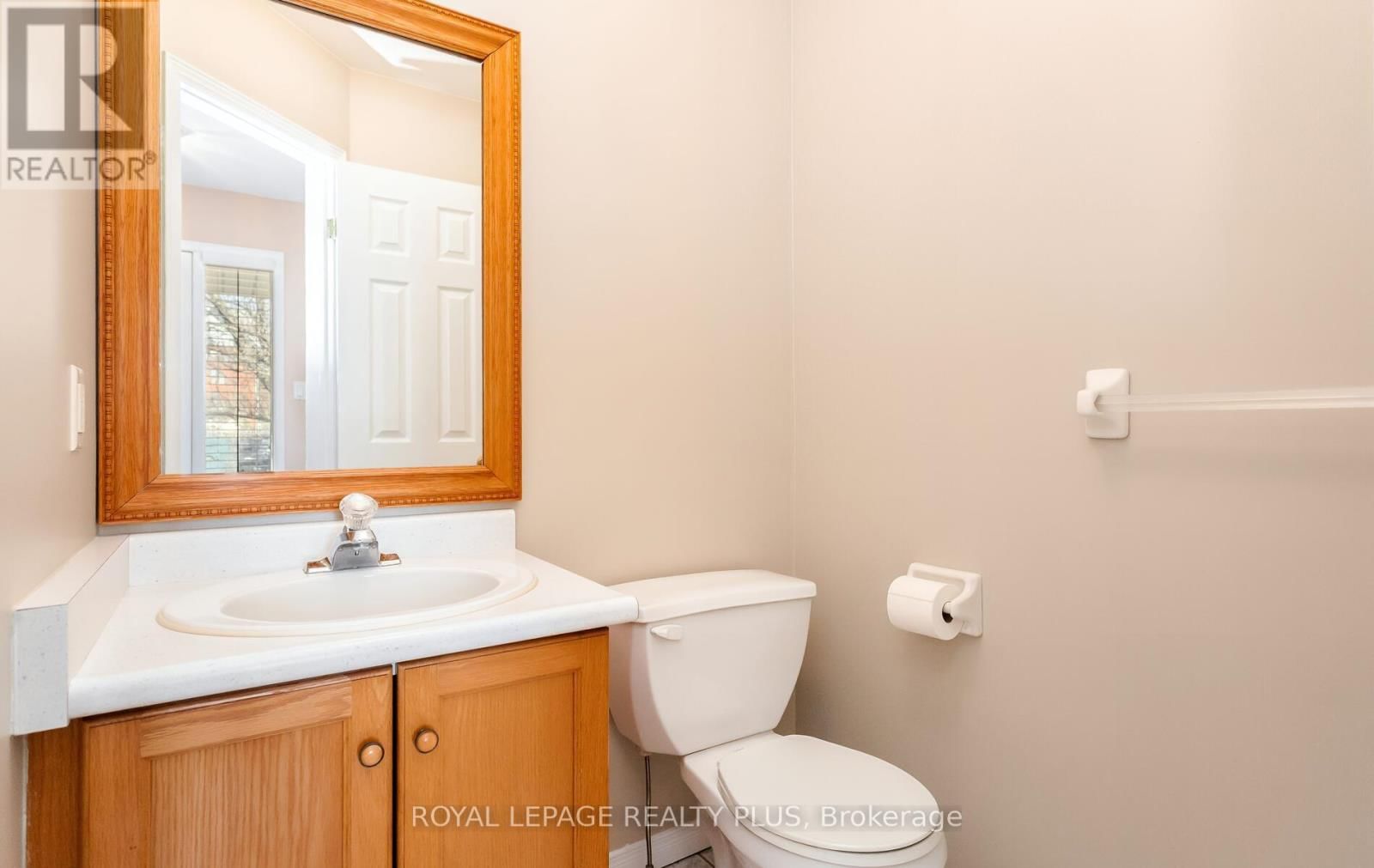 1239 BLANSHARD DRIVE Image 18