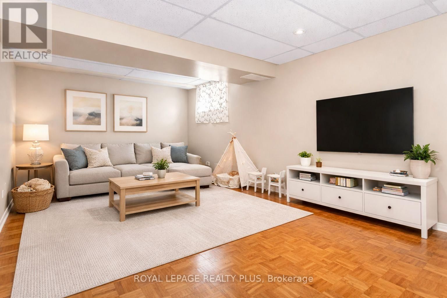 1239 BLANSHARD DRIVE Image 36