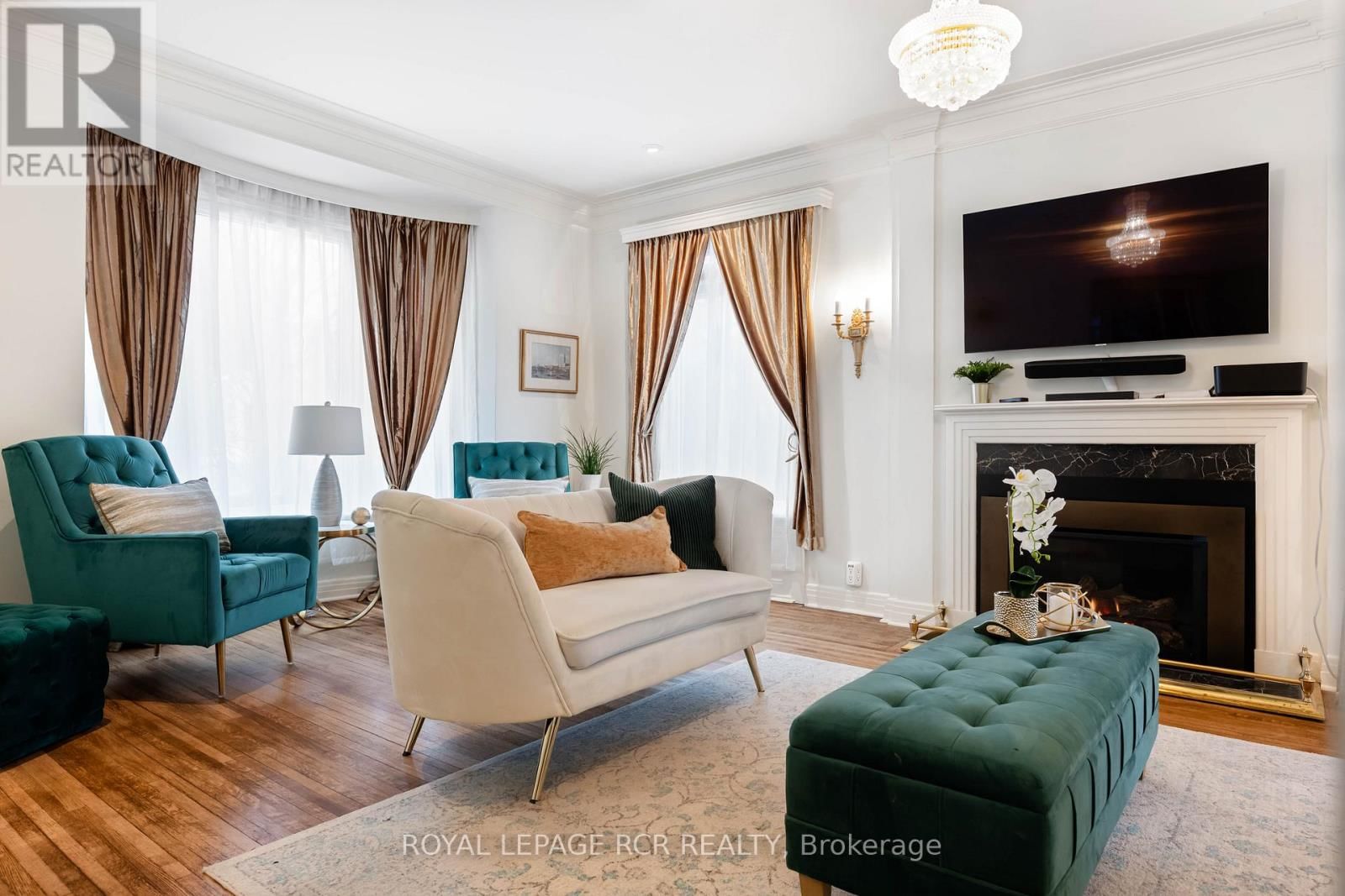 17 FIRST AVENUE Image 15