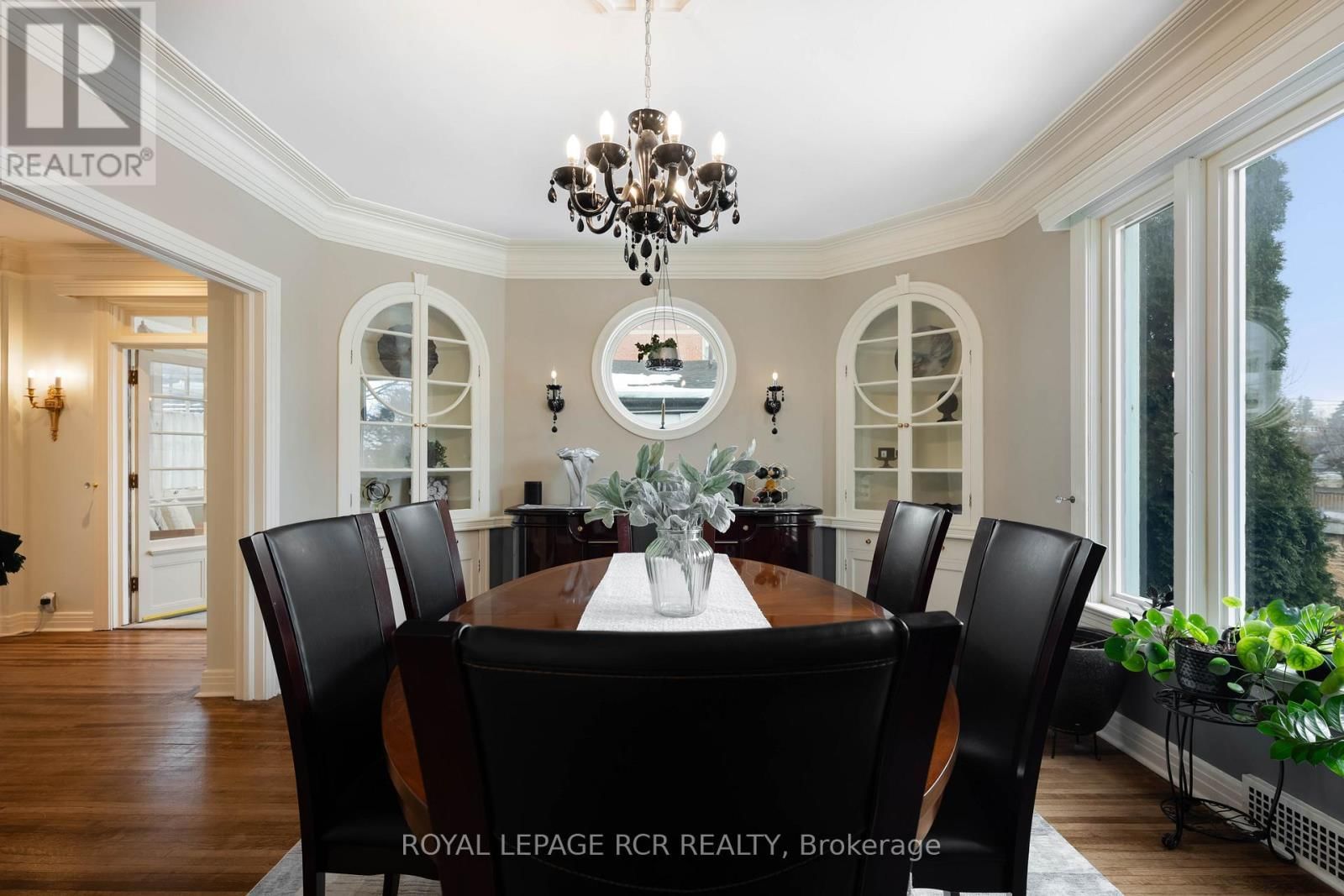 17 FIRST AVENUE Image 22