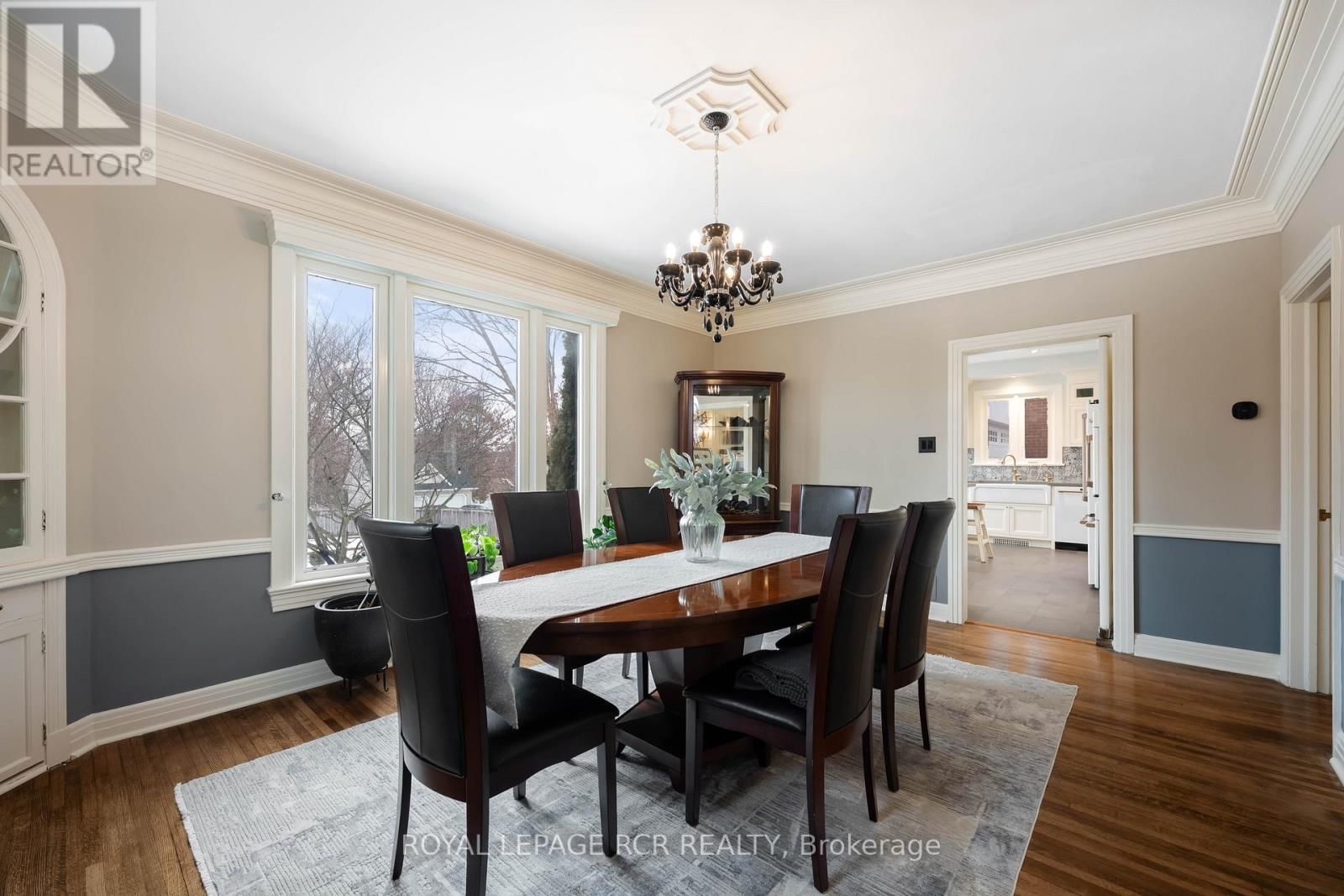 17 FIRST AVENUE Image 24