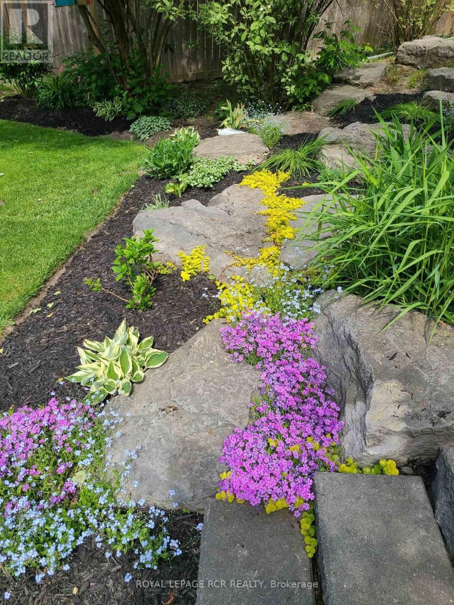 17 FIRST AVENUE Image 48