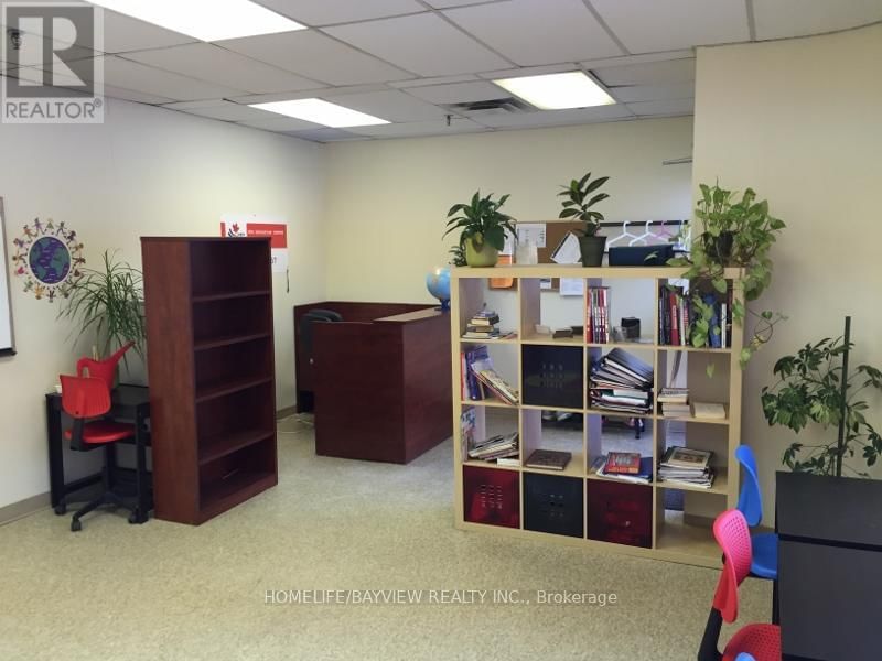 Unit 22 - 1111 FLINT ROAD Image 10