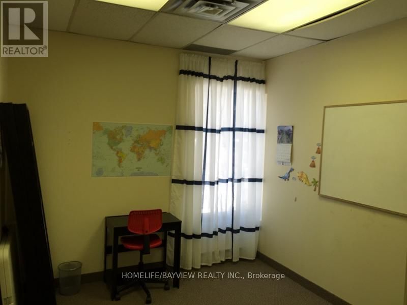 Unit 22 - 1111 FLINT ROAD Image 13