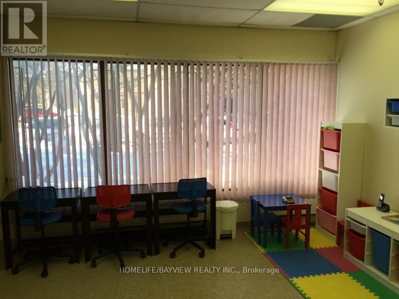 Unit 22 - 1111 FLINT ROAD Image 4