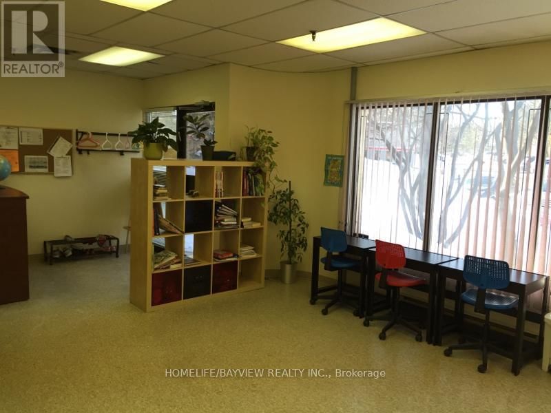 Unit 22 - 1111 FLINT ROAD Image 5