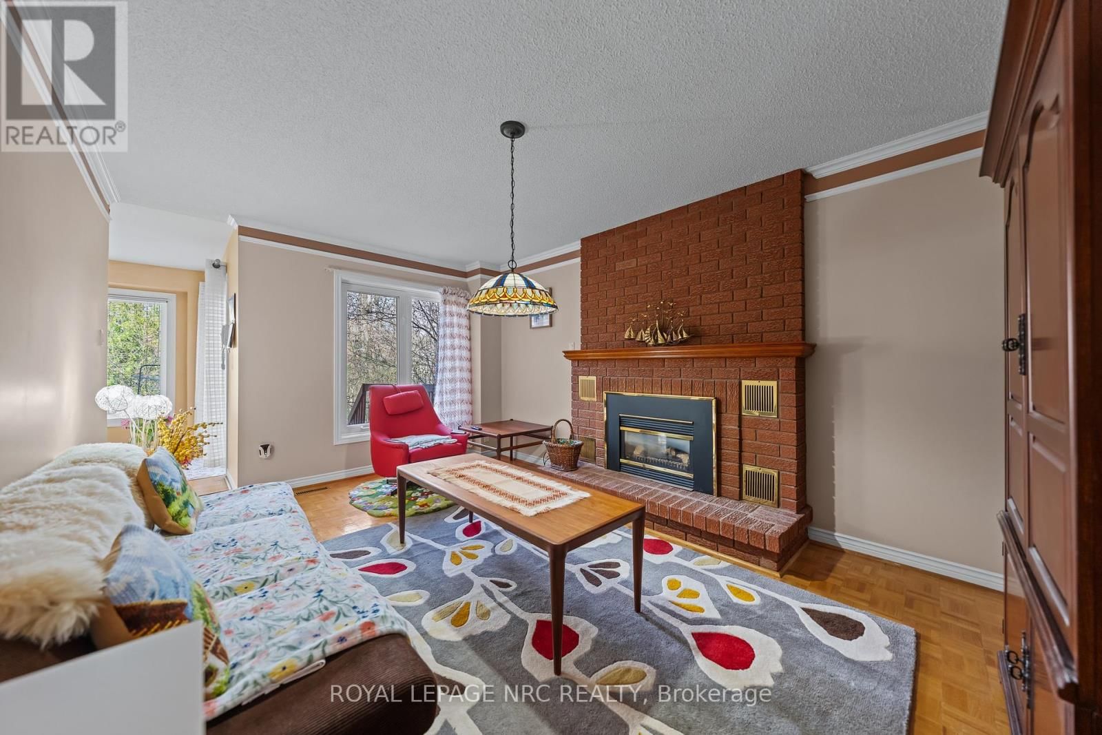 2133 GRAND BOULEVARD Image 21