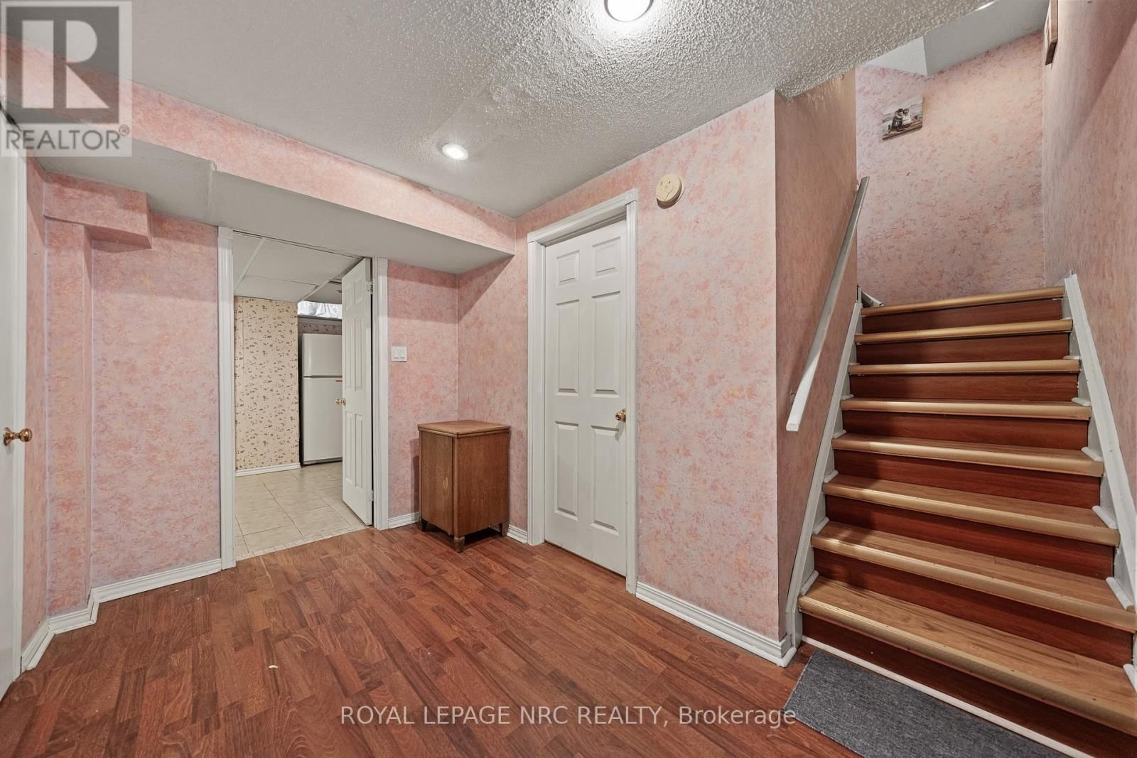 2133 GRAND BOULEVARD Image 39