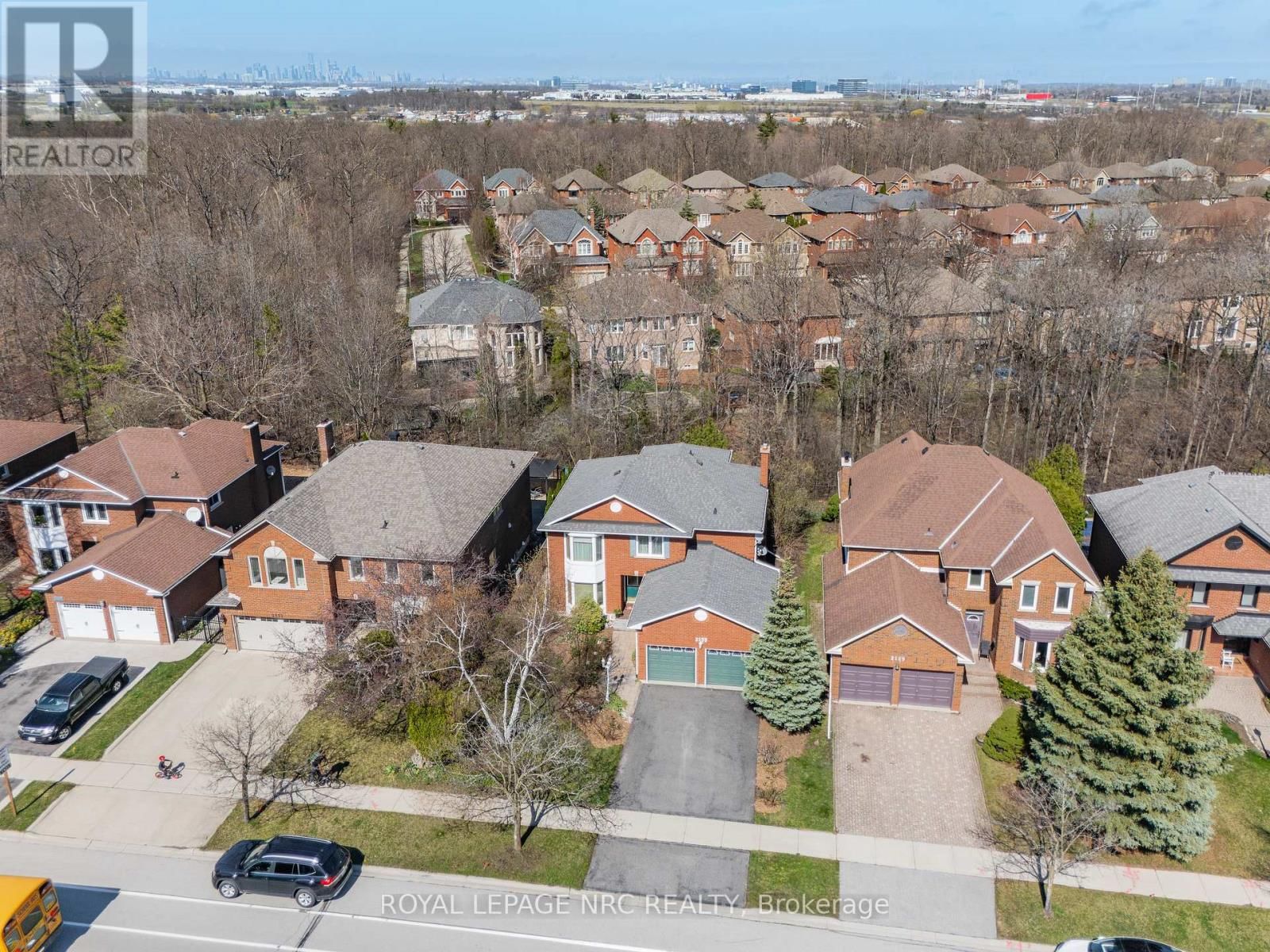 2133 GRAND BOULEVARD Image 49