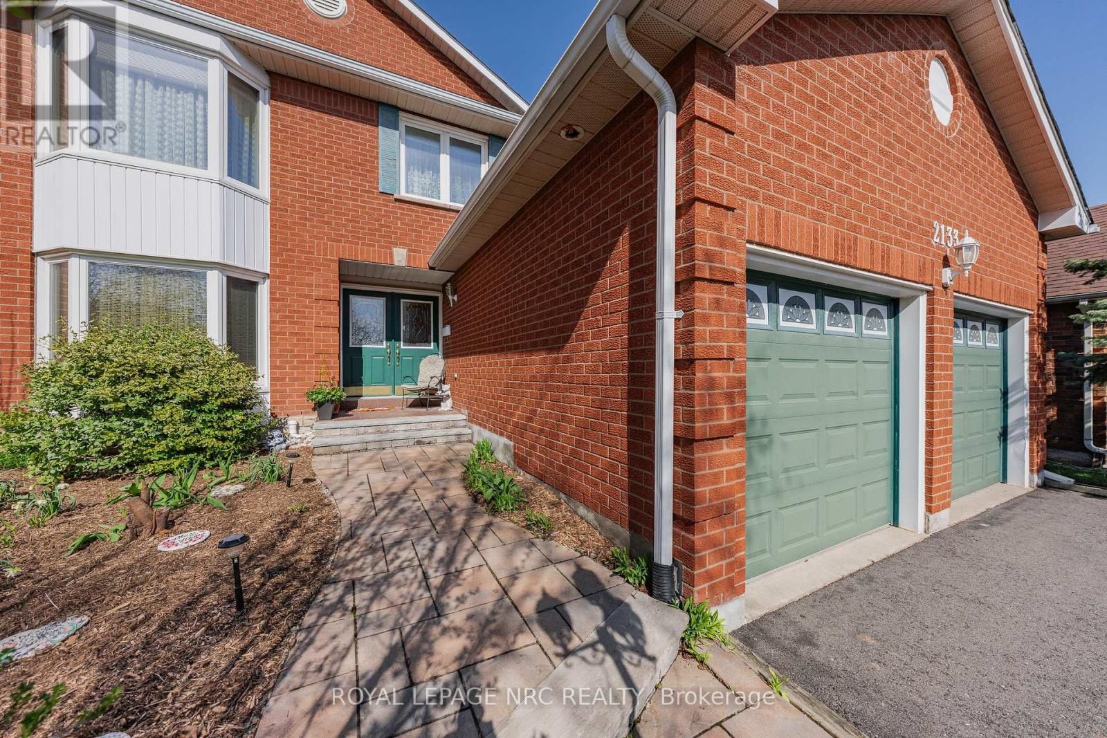 2133 GRAND BOULEVARD Image 5