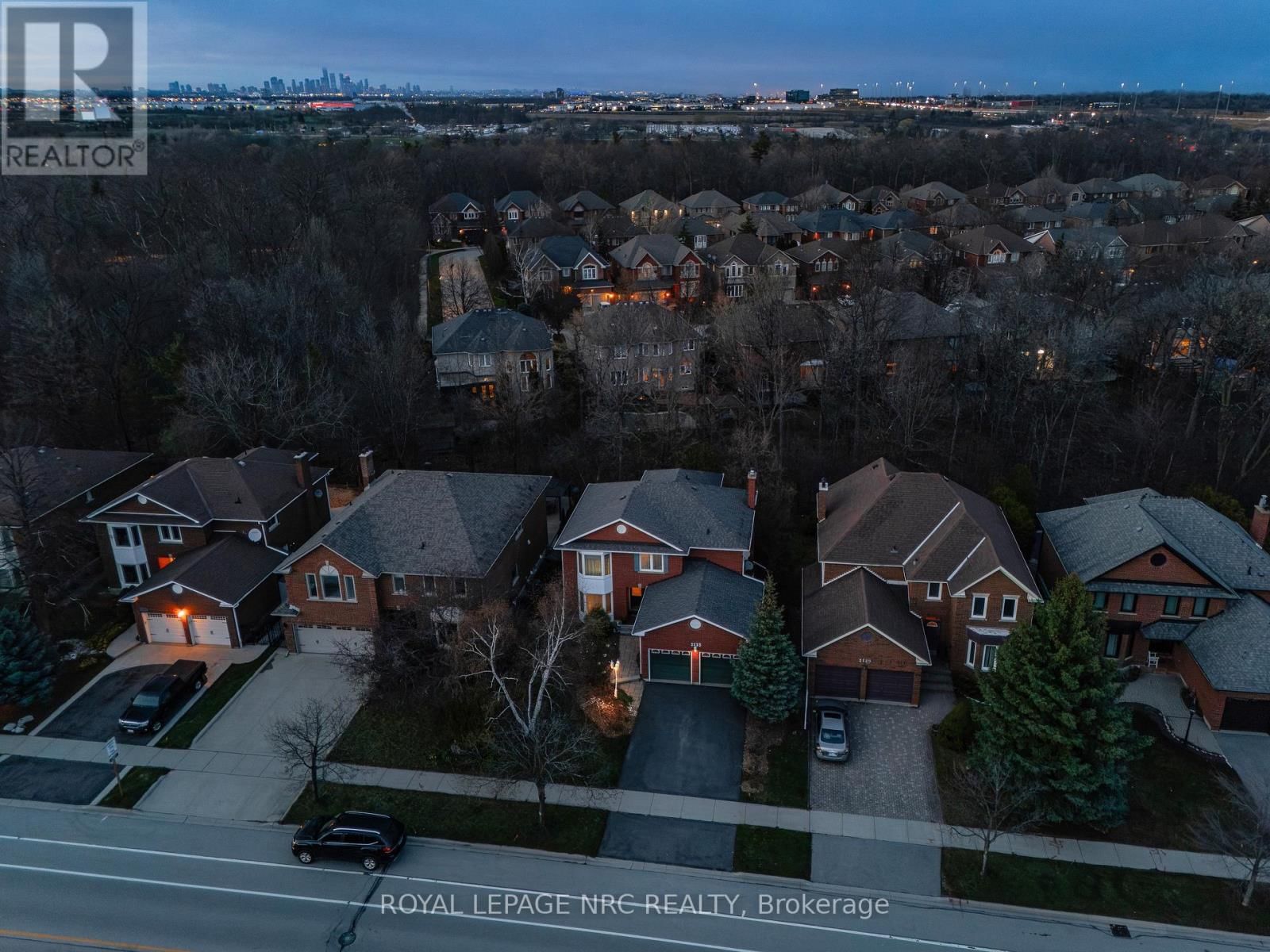 2133 GRAND BOULEVARD Image 50