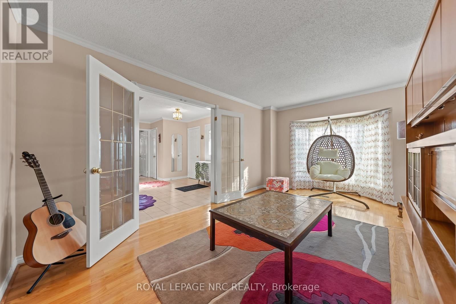 2133 GRAND BOULEVARD Image 9