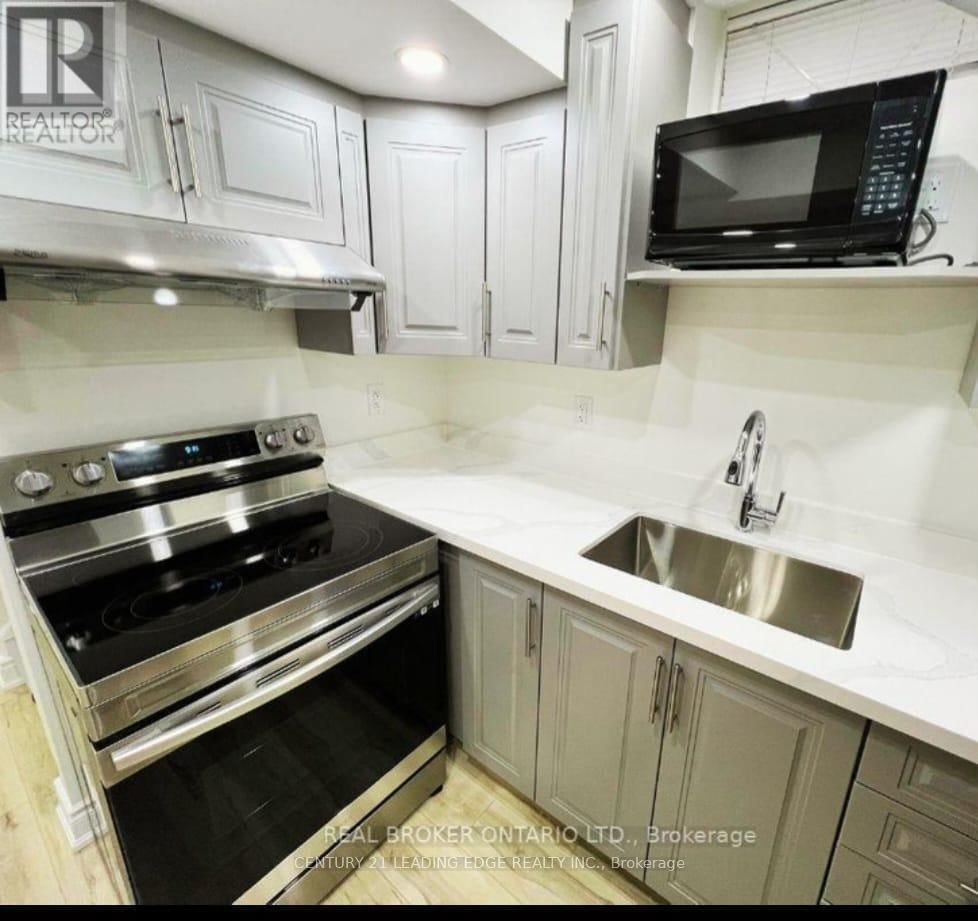 70 CAMPWOOD CRESCENT Image 5