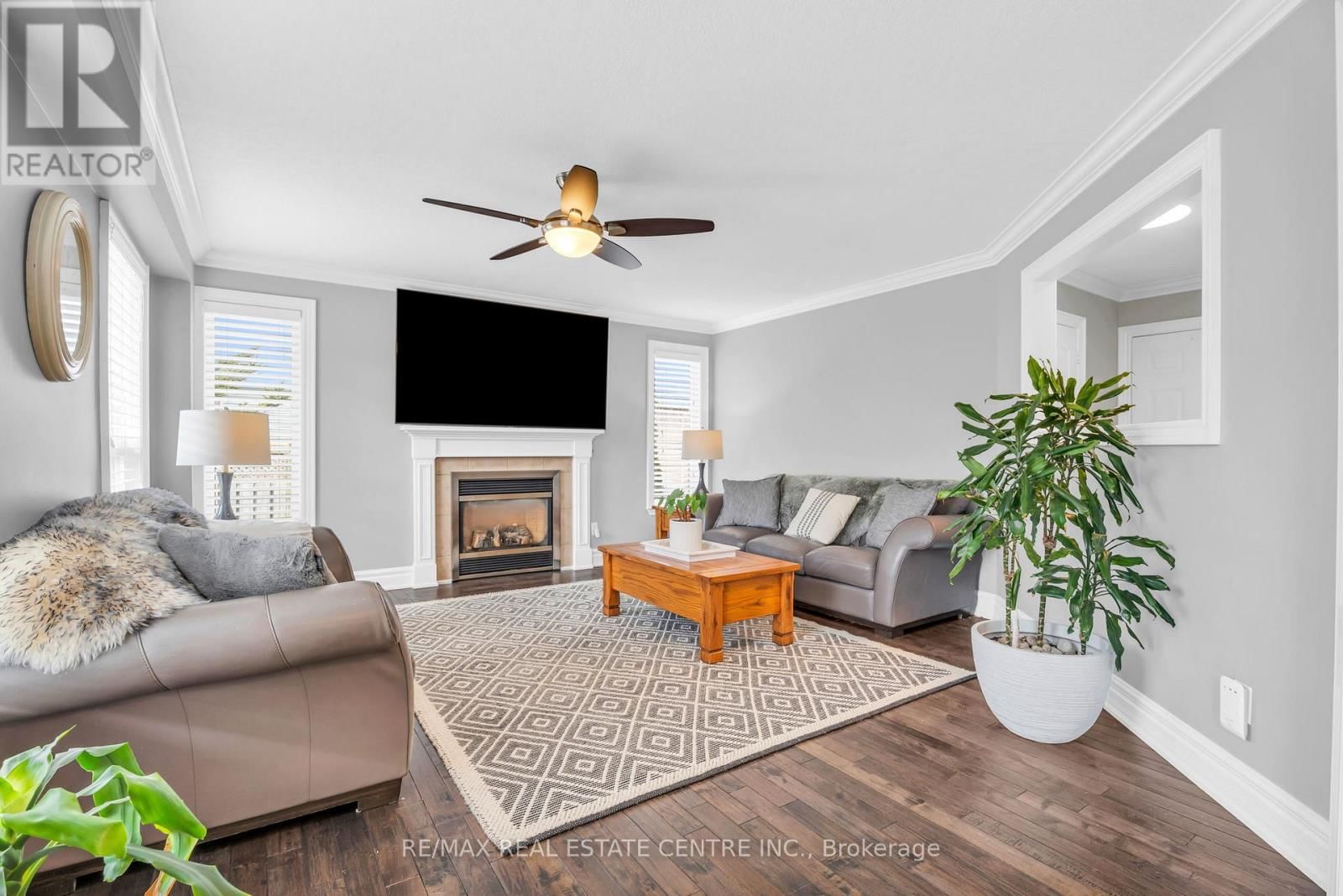 11 CHAPMAN ROAD Image 16