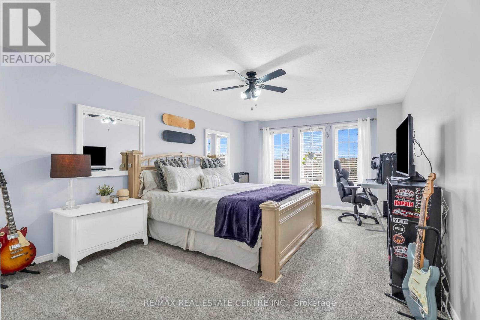 11 CHAPMAN ROAD Image 23