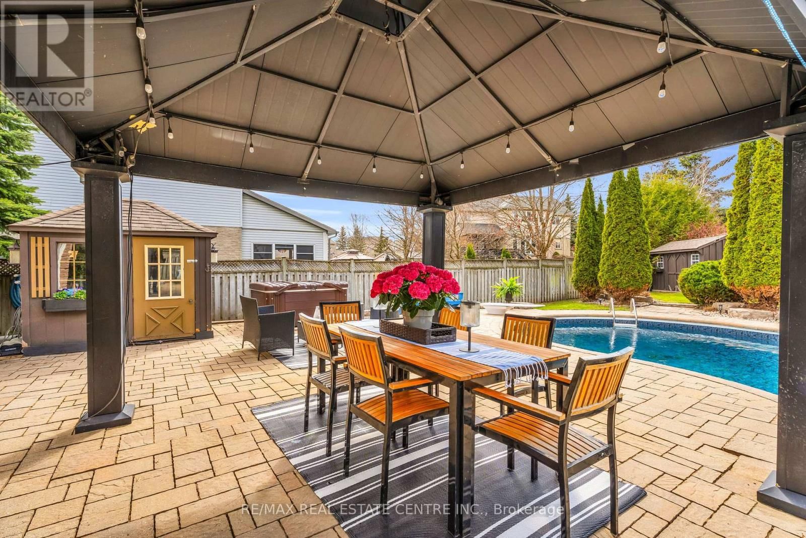 11 CHAPMAN ROAD Image 36