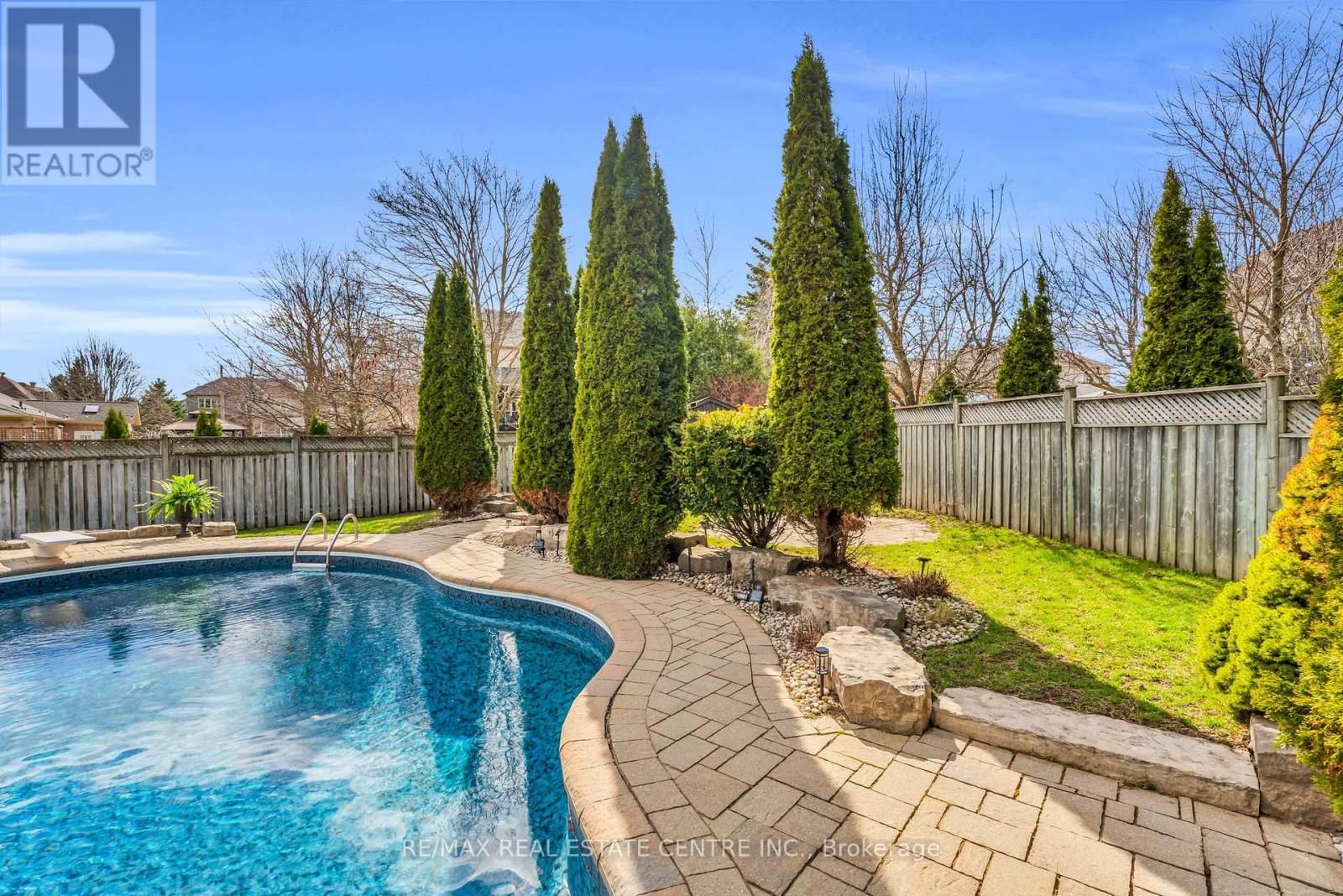 11 CHAPMAN ROAD Image 38