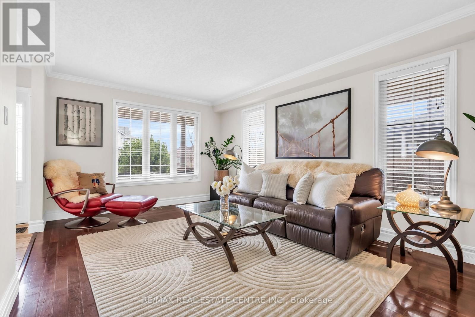 11 CHAPMAN ROAD Image 8