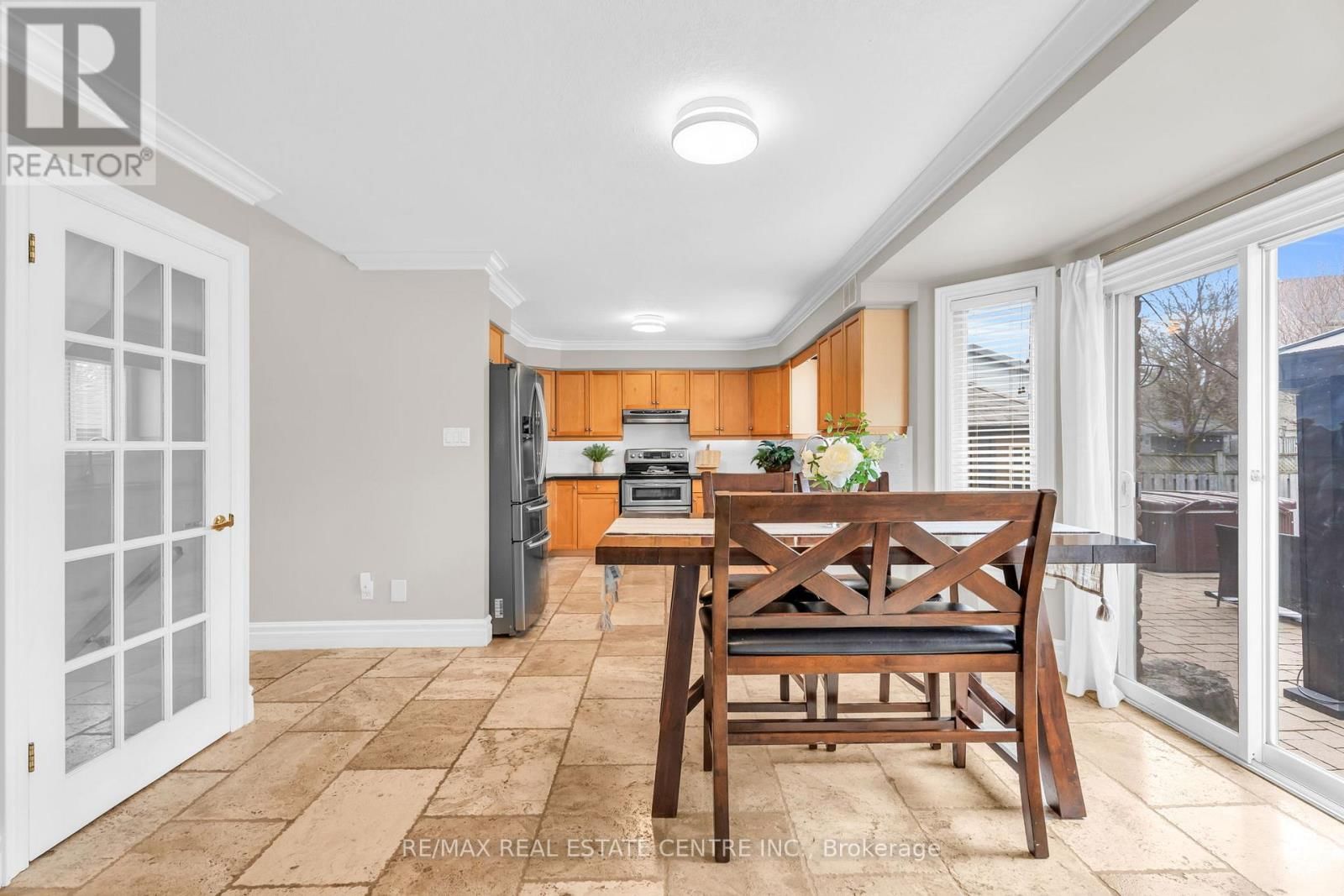 11 CHAPMAN ROAD Image 9