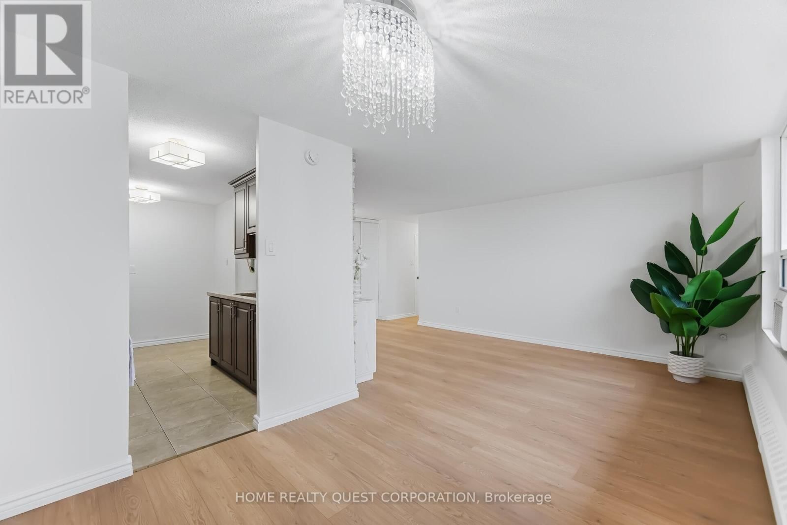 605 - 3120 KIRWIN AVENUE Image 11