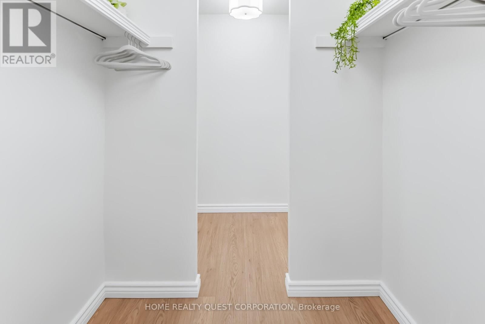 605 - 3120 KIRWIN AVENUE Image 20