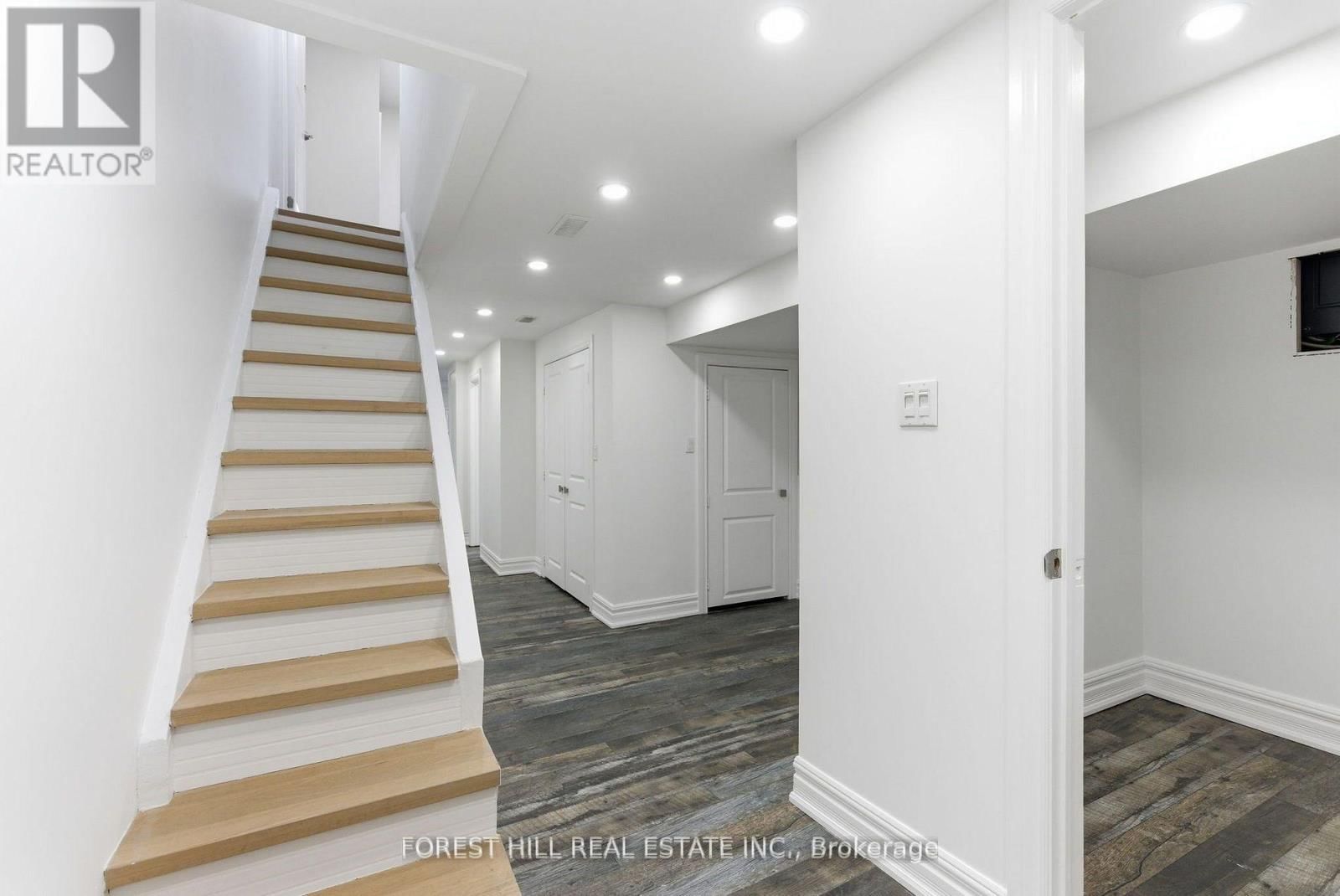 1297 DAVENPORT ROAD Image 16