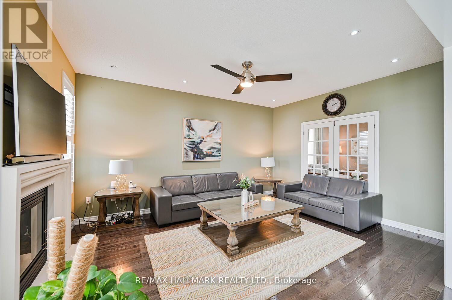 46 LISSON CRESCENT Image 16