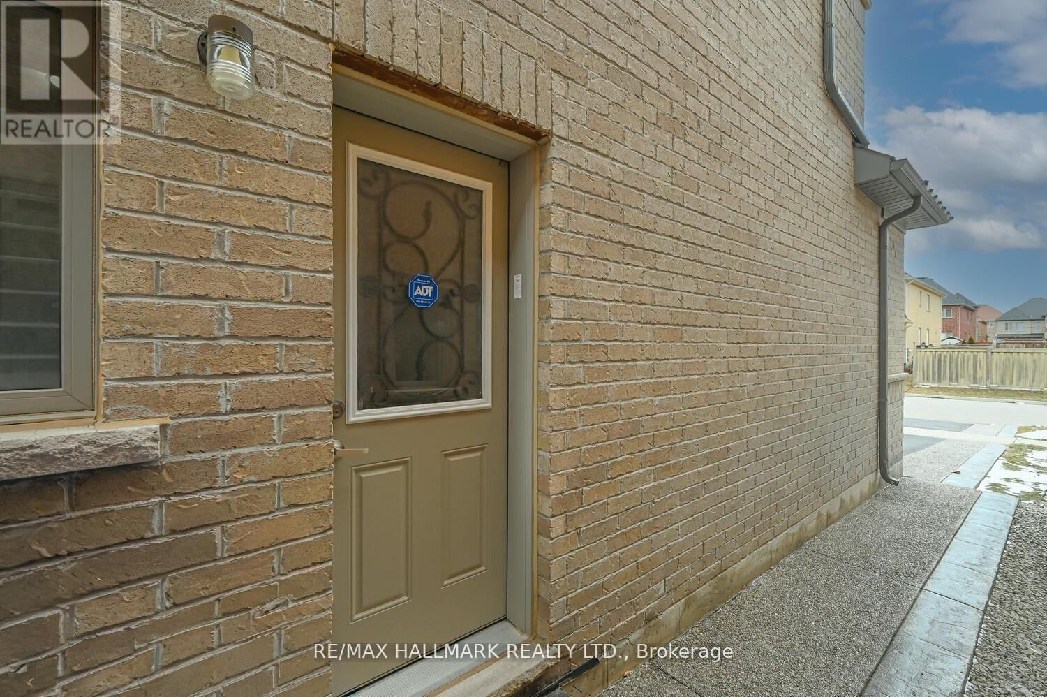 46 LISSON CRESCENT Image 50