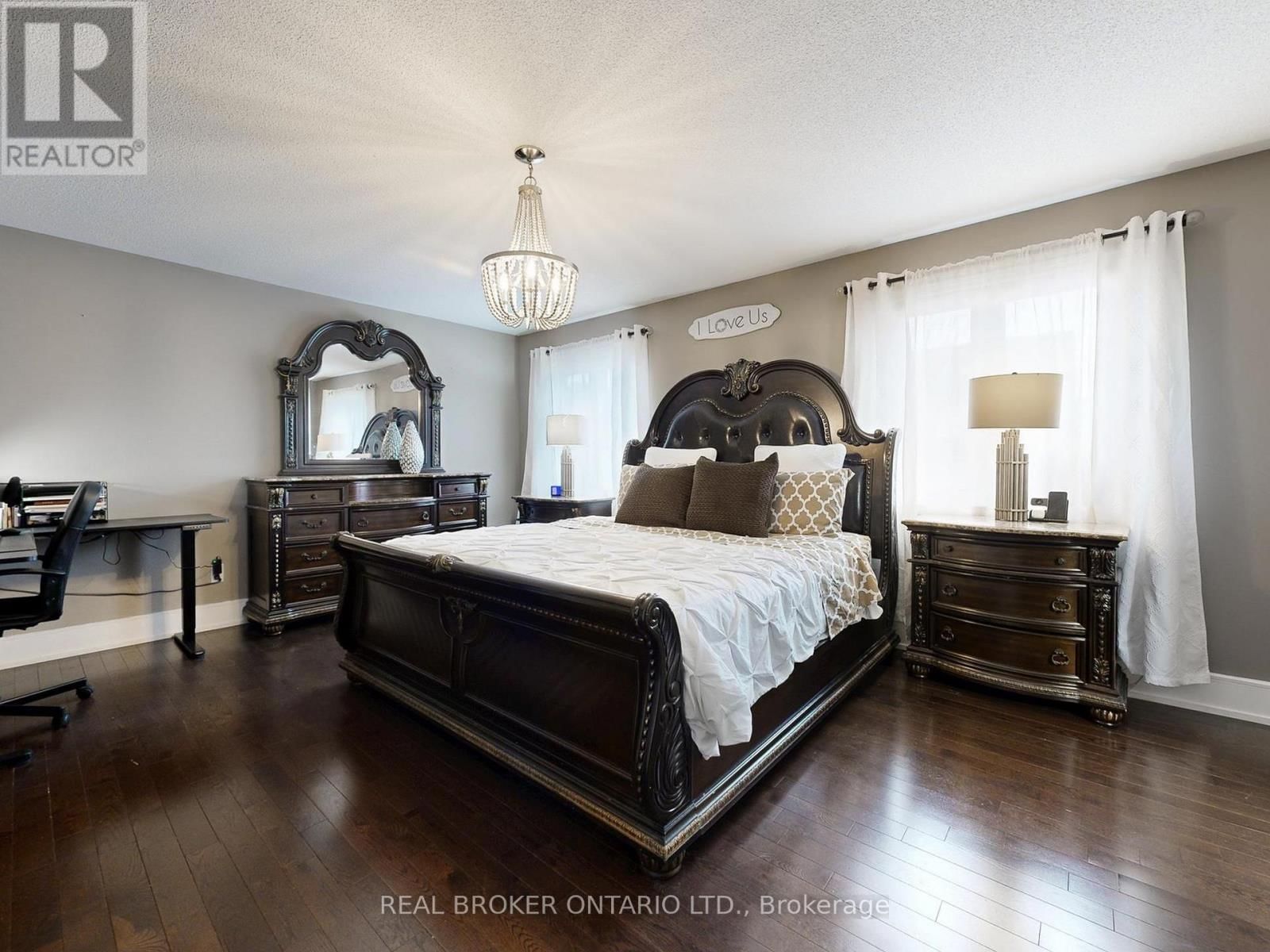 65 PAISLEY GREEN AVENUE Image 16