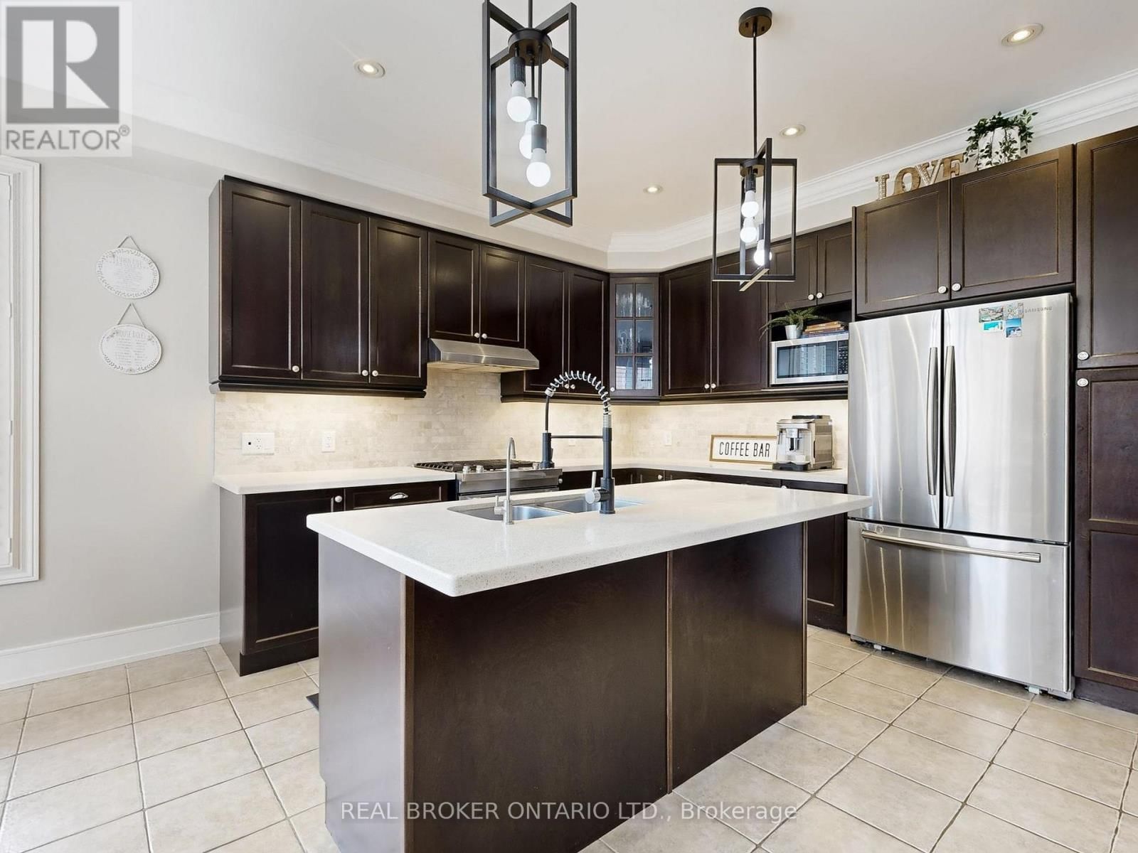 65 PAISLEY GREEN AVENUE Image 7