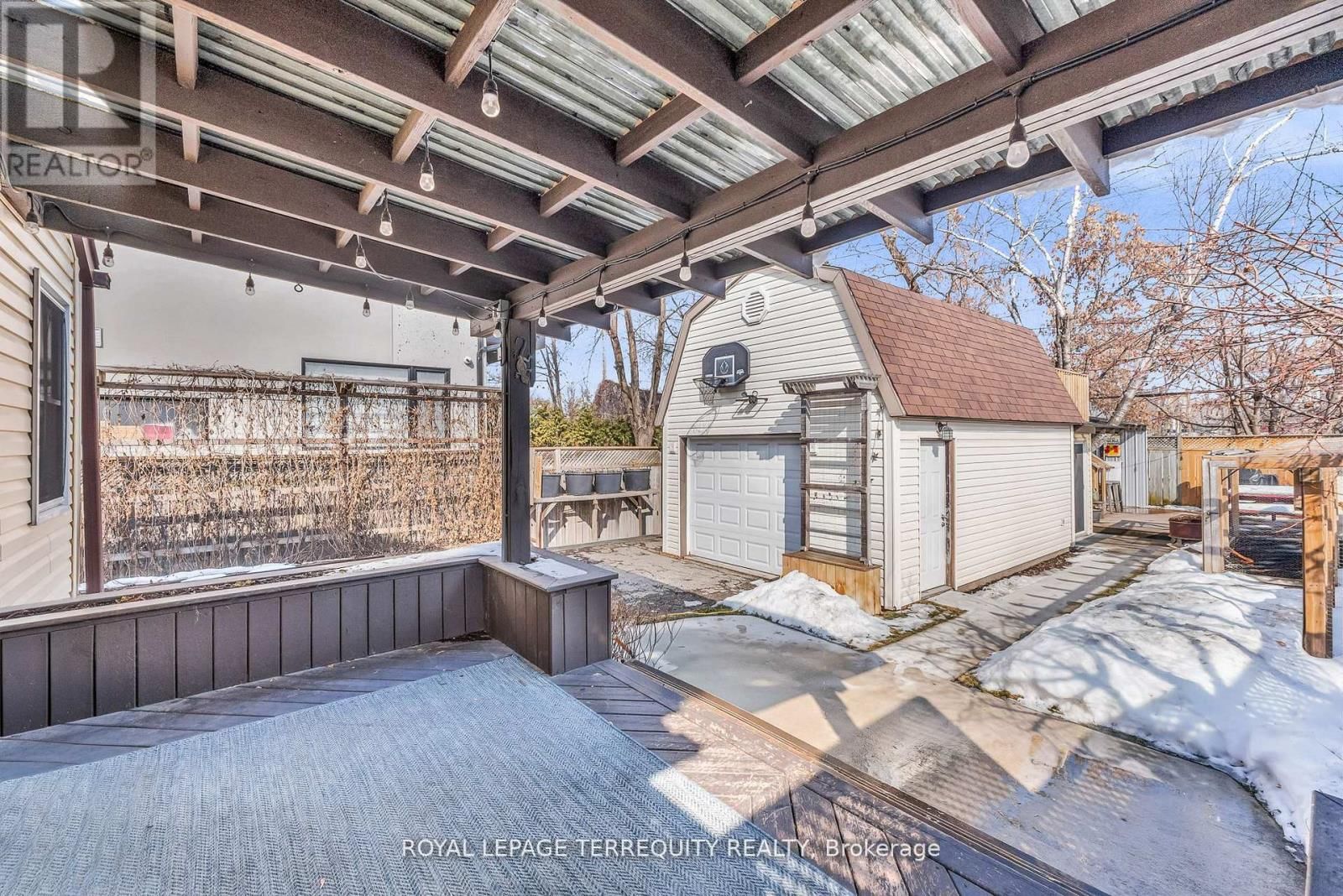 5 ACORN AVENUE Image 24