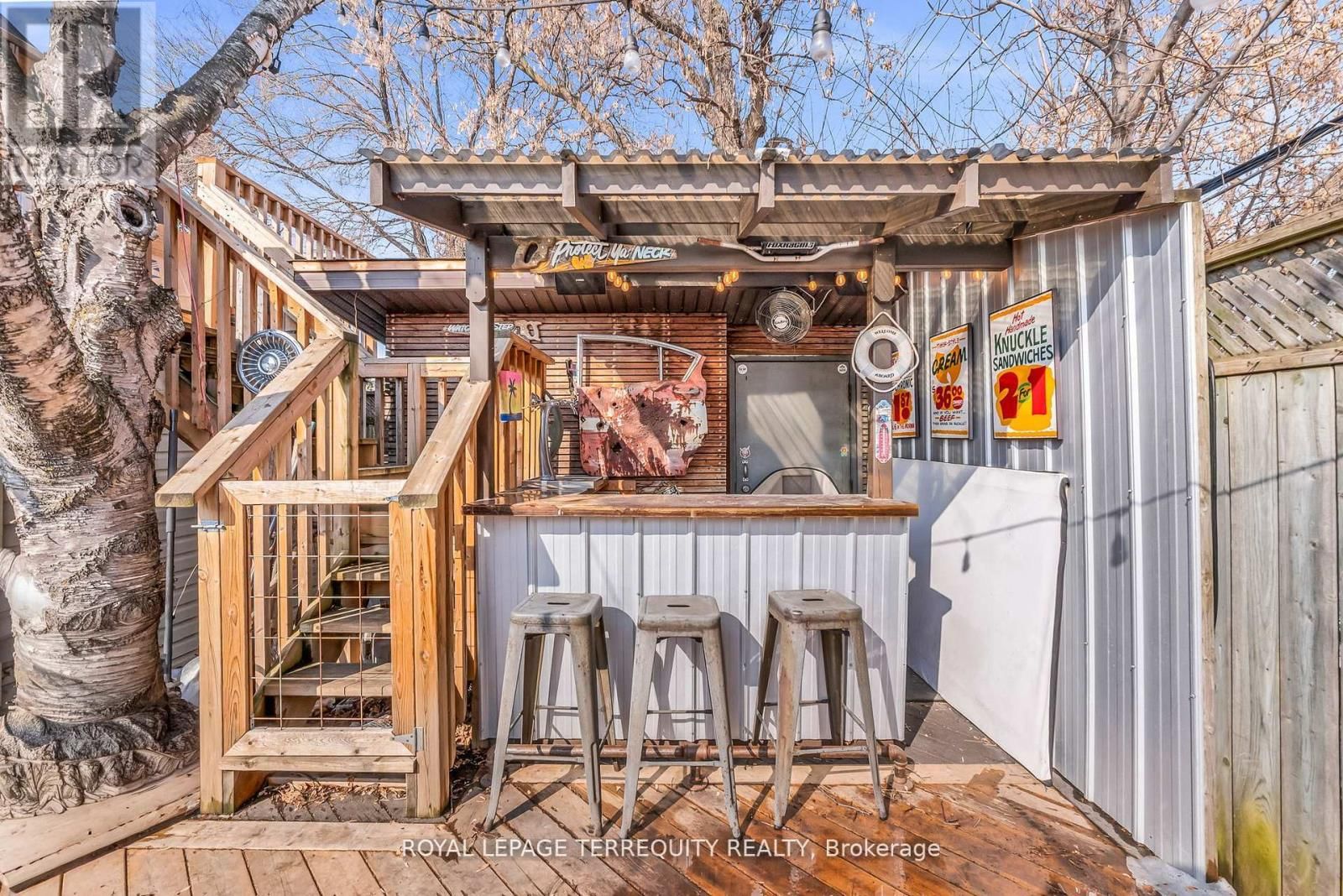 5 ACORN AVENUE Image 28