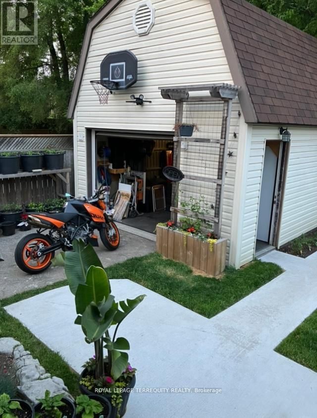 5 ACORN AVENUE Image 36