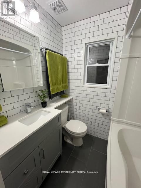 5 ACORN AVENUE Image 8