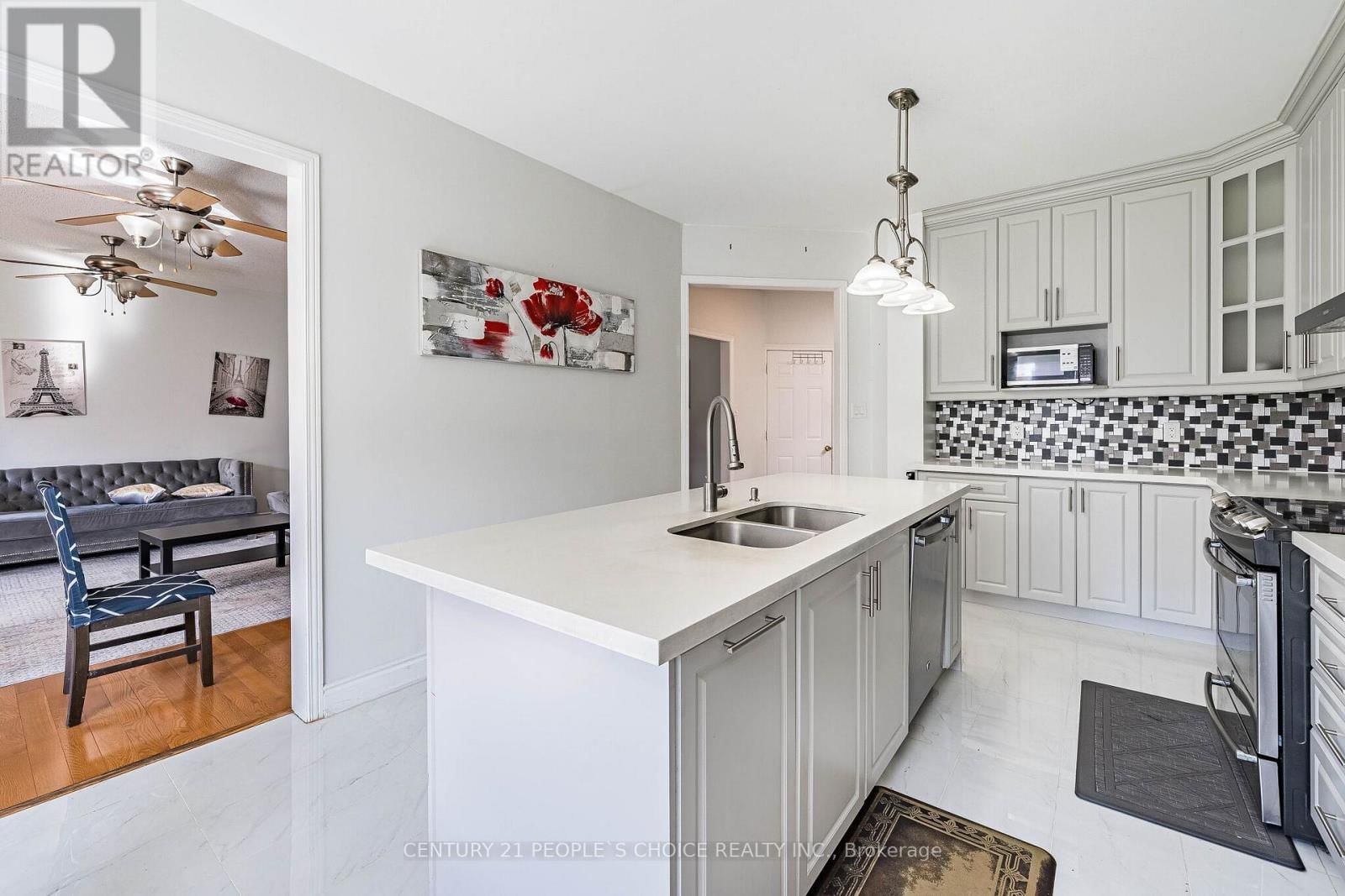 23 SMOOTHWATER STREET Image 12