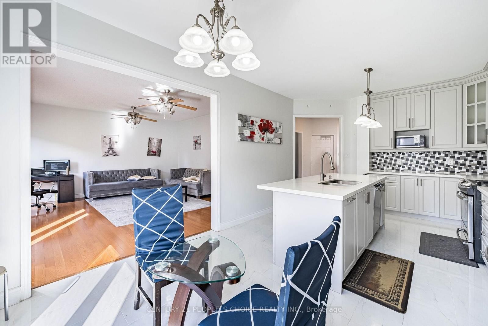 23 SMOOTHWATER STREET Image 19