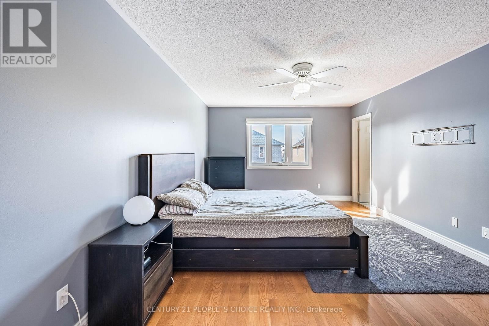 23 SMOOTHWATER STREET Image 31