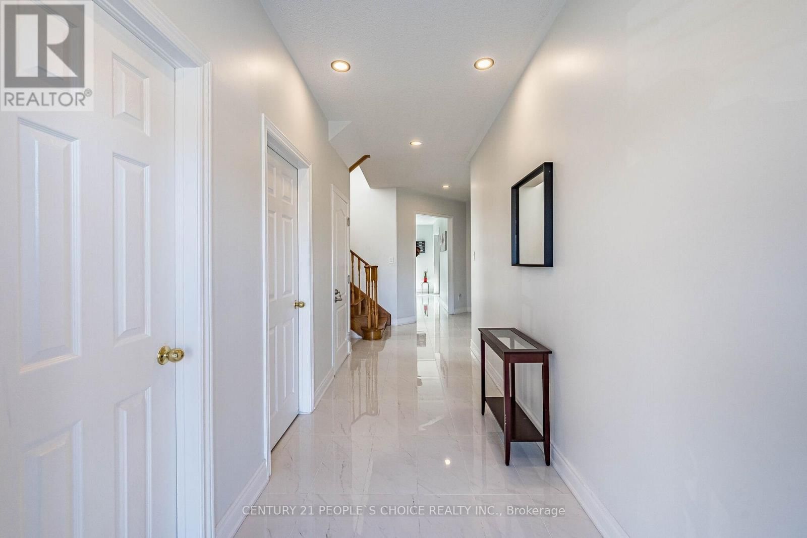 23 SMOOTHWATER STREET Image 6