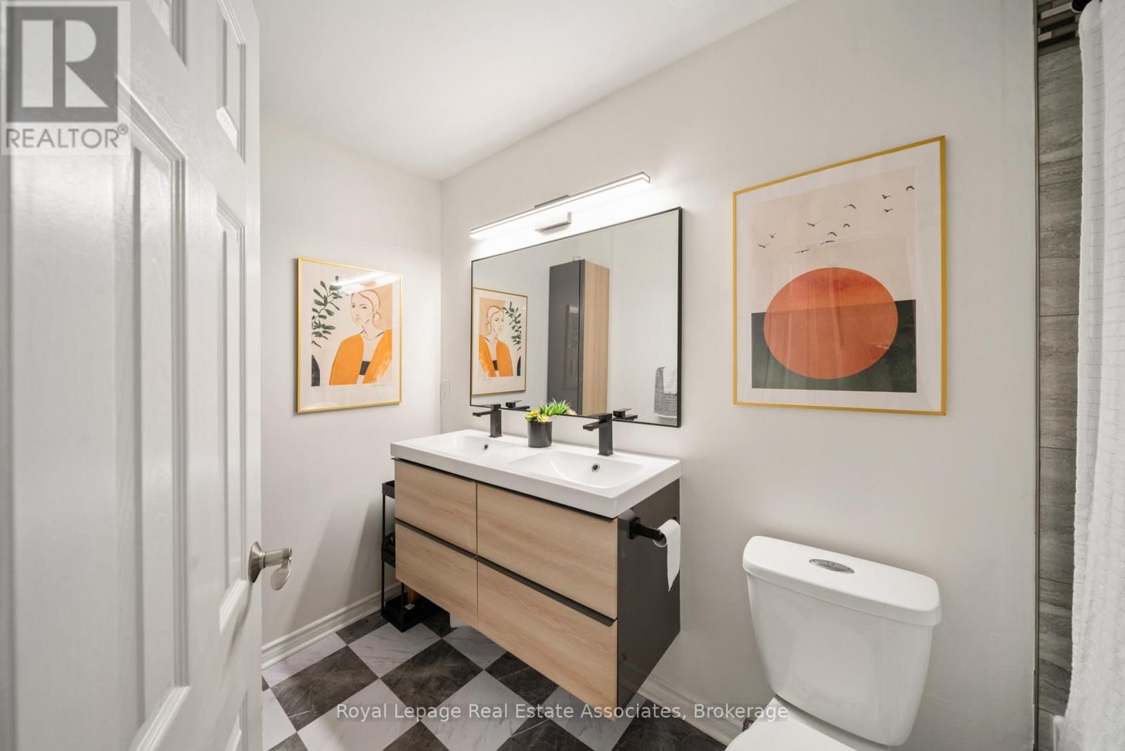 4 - 469 CLARIDGE ROAD Image 10