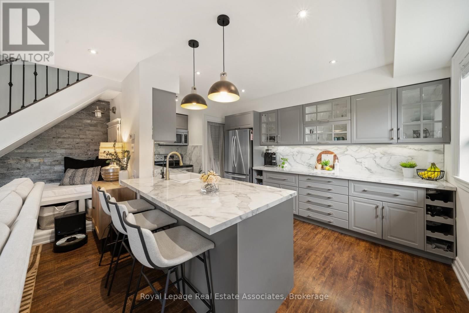 4 - 469 CLARIDGE ROAD Image 4